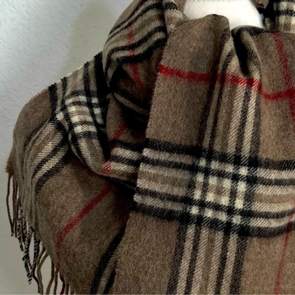 Wool Scarf Traditional Plaid Neutral Colors Made in Germany Twisted Tassels - Picture 3 of 10